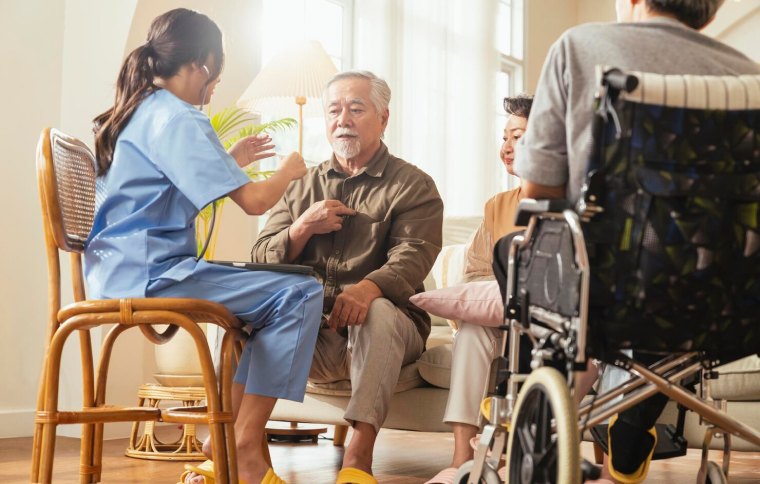 Exploring Assisted Living and Independent Living Options for Seniors Near You
